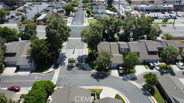 Foto del edificio - 2512 N Tustin Ave