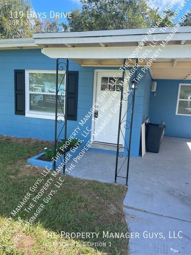 Foto del edificio - 119 Hays Dr