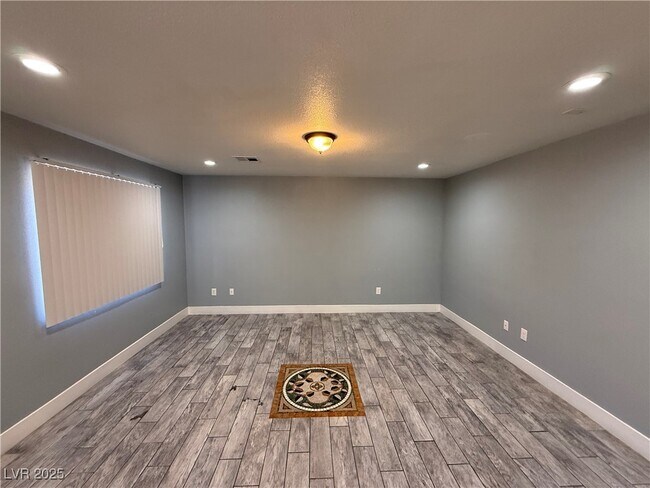 Foto del edificio - 4300 N Lamont St