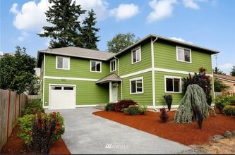Building Photo - 11539 16th Ave NE
