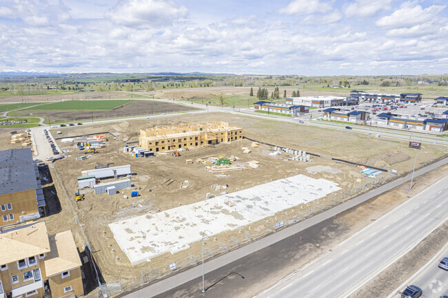 Building Photo - Thrive Townhomes