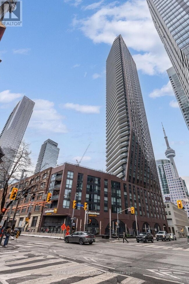 Building Photo - 99 John St