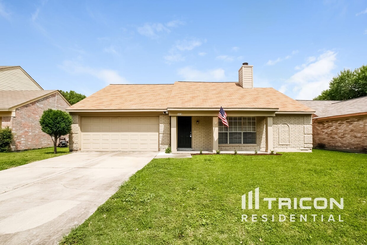 Foto principal - 12318 Flaxen Dr
