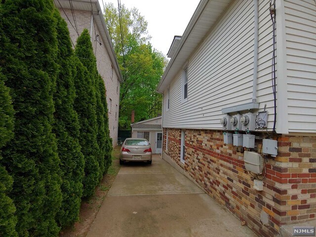 Foto del edificio - 128 Abbott Ave