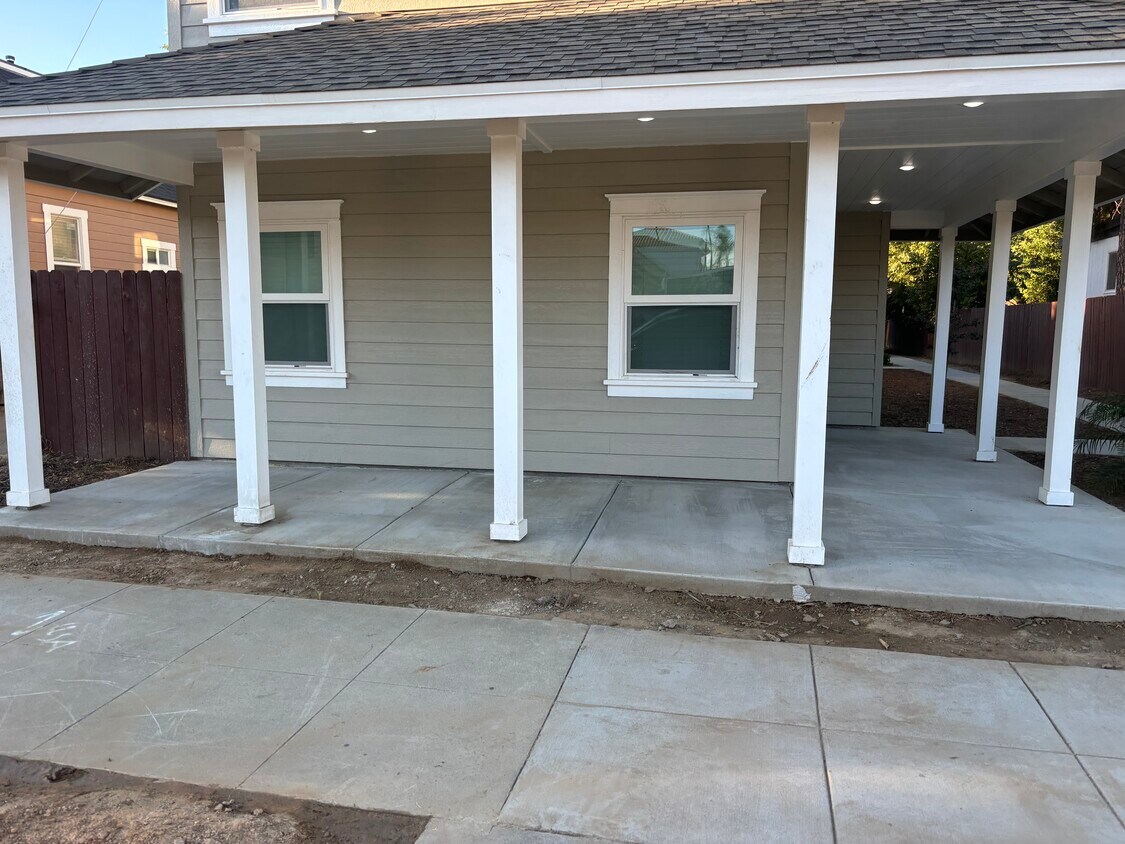 Foto principal - 4062 9th St