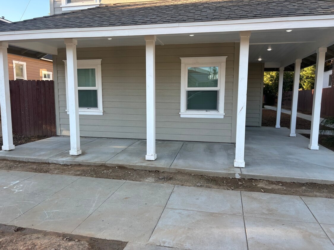 Photo - 4062 9th St (Riverside, CA)