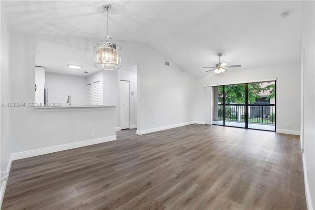 Photo - 5861 Riverside Dr Apartment