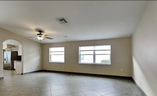 Foto del edificio - 171 Carol Susan Ln