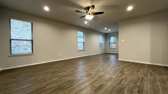 Building Photo - 3314 Celestial Ln