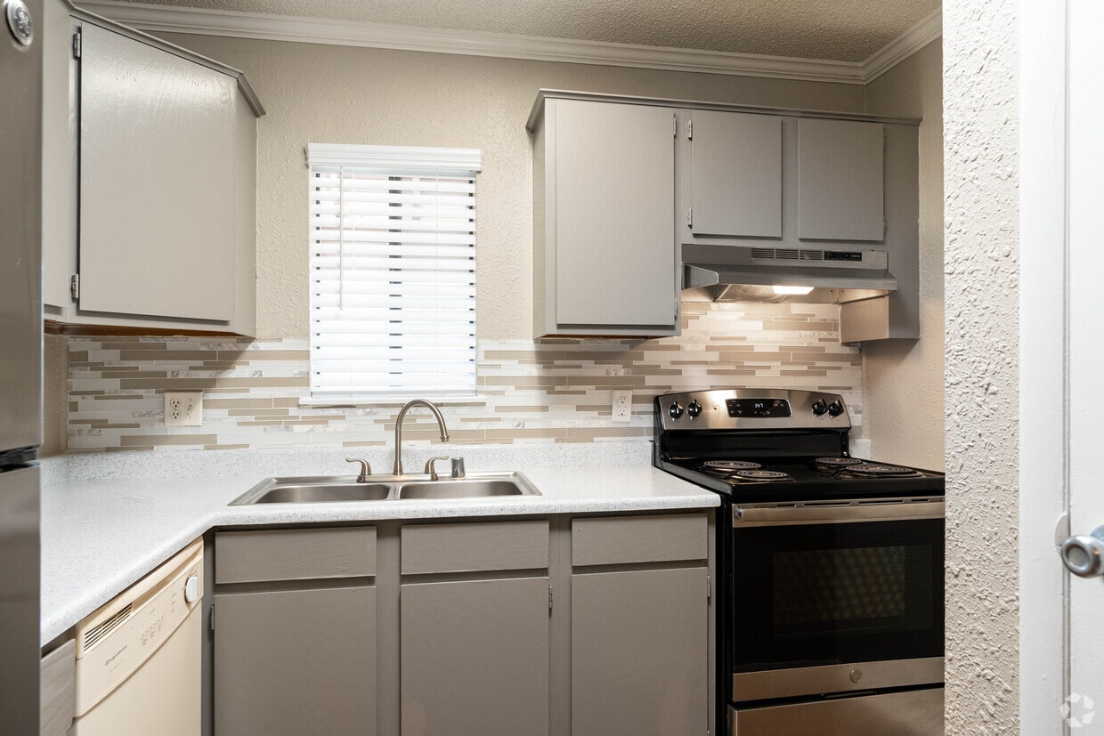 Primary Photo - Valley Ridge Apartments