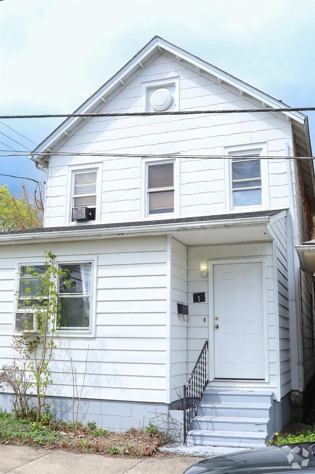 Building Photo - 1 Redoubt St