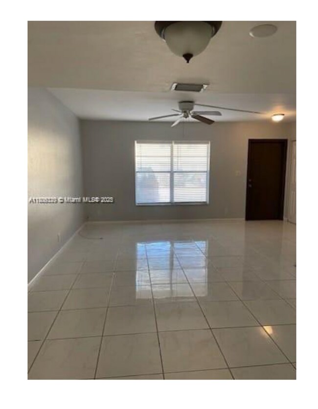 Foto del edificio - 6620 SW 41st St