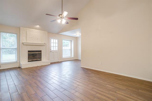 Foto del edificio - 7501 Little Rock Ln