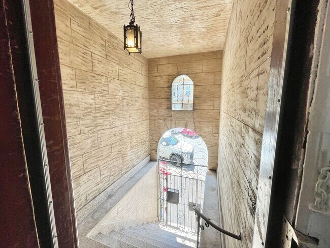 Foto del edificio - 540-542 Vallejo Street