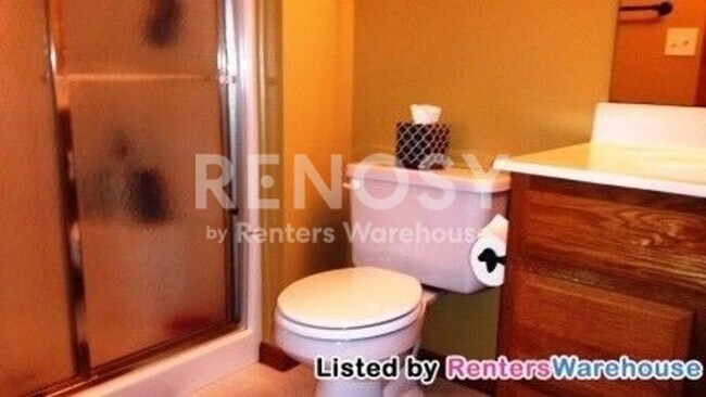 Foto del edificio - Spacious 2 bd 2.5ba  Chanhassen Townhome.