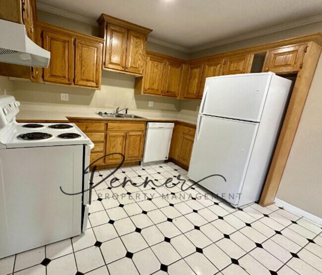 Building Photo - 401-A NE Austin St