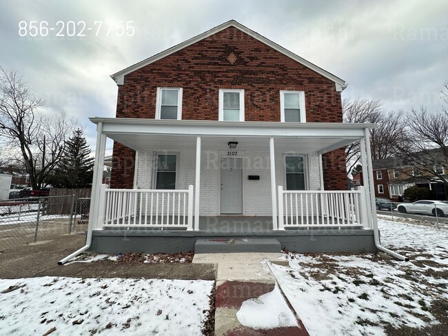 Foto del edificio - Fully renovated 3 Bedroom house in FAIRVIEW