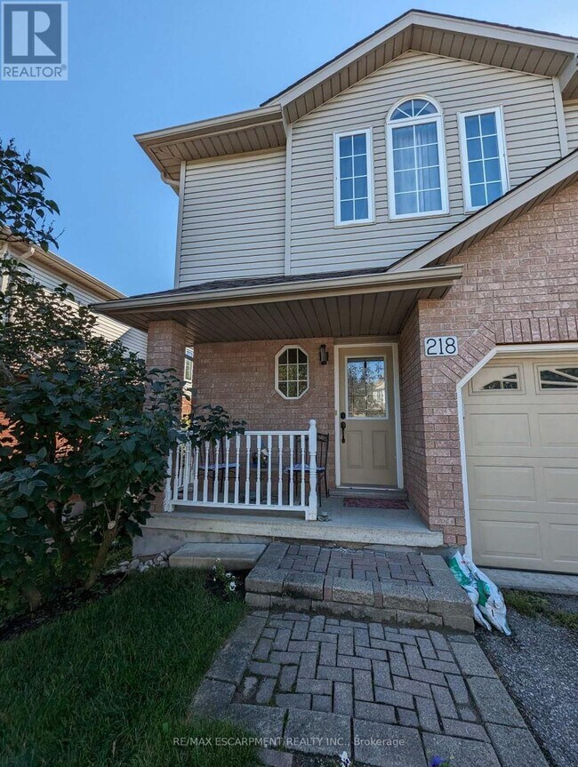 Building Photo - 218 Dearborn Blvd