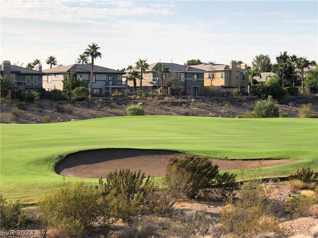 Foto del edificio - 1000 Duckhorn Ct