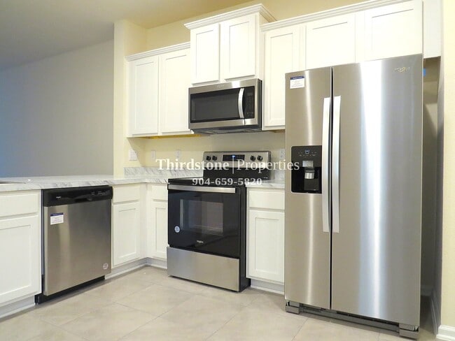 Building Photo - 12779 Veterans Ct