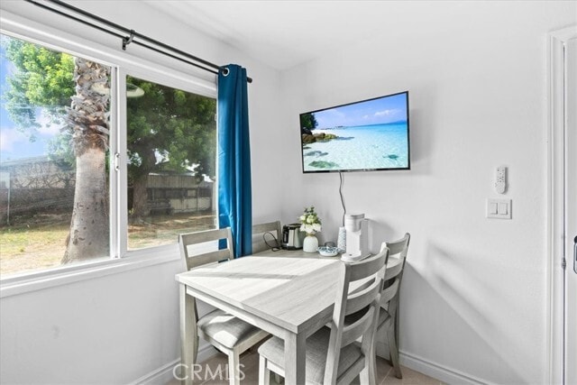 Building Photo - 1099 Bonita St