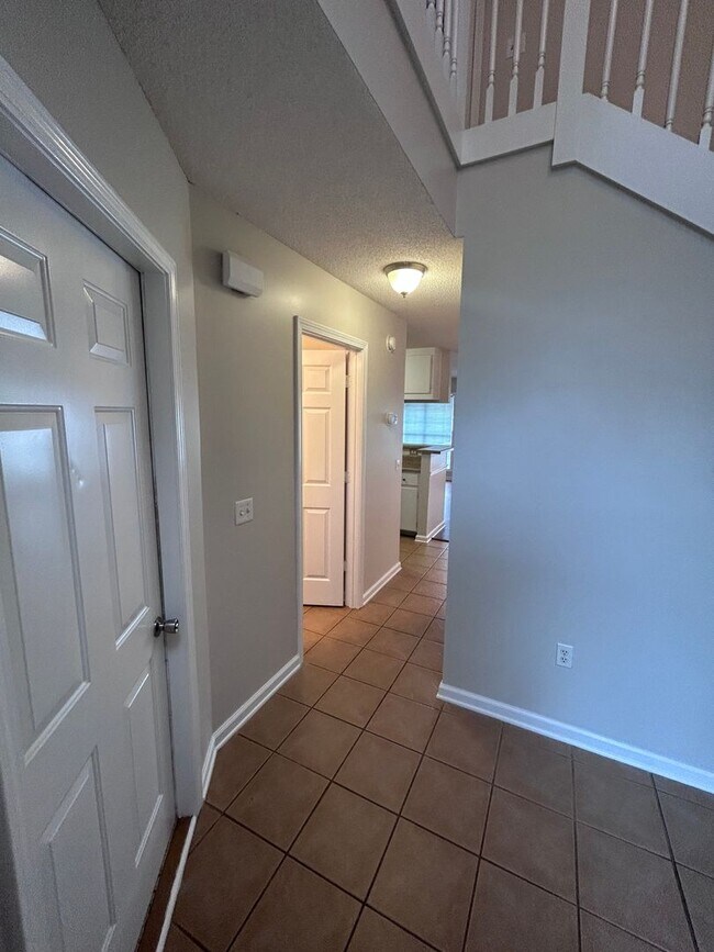 Foto del edificio - 164 N Springview Dr, Enterprise