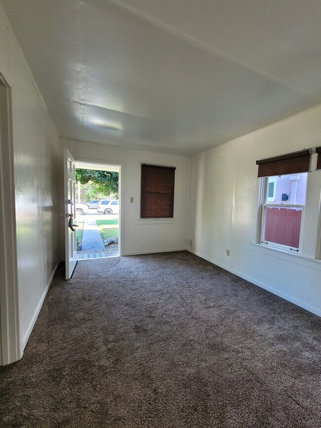 Building Photo - 1037 Wilbur Ave