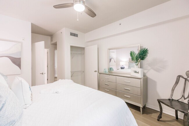 Interior Photo - Aviah Flagler Village