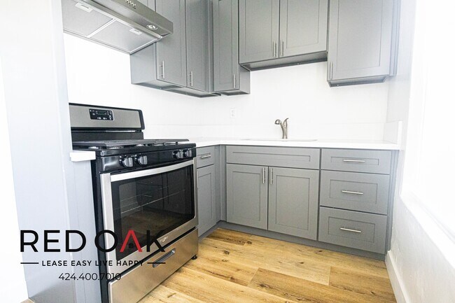 Building Photo - Marvelous Bright and Spacious Completely R...