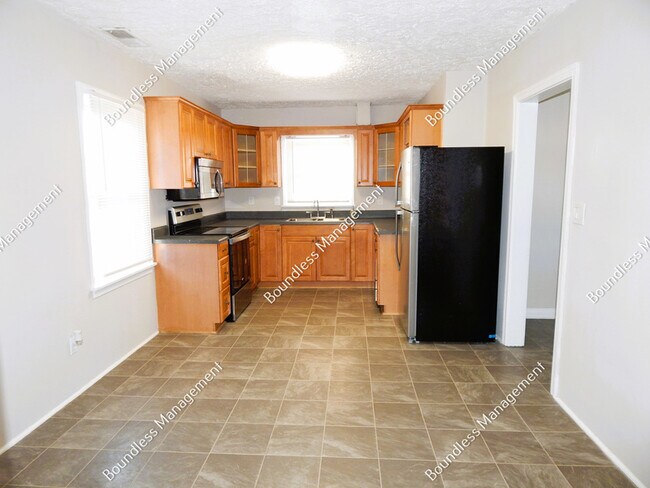 Foto del edificio - 3250 Old Jonesboro Rd