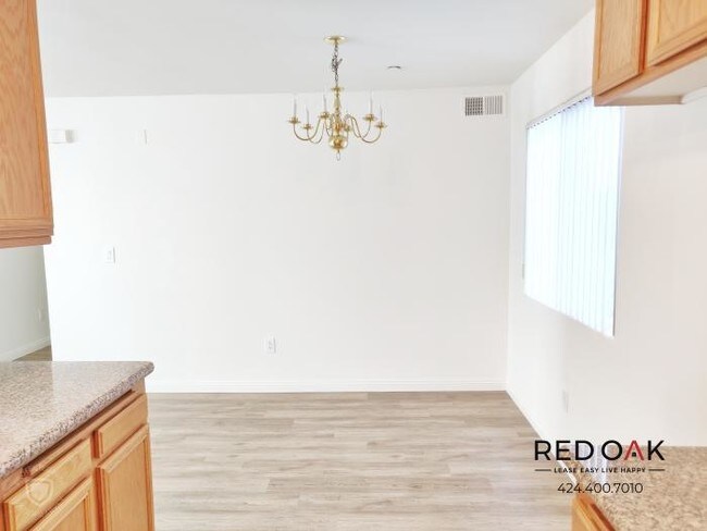 Foto del edificio - 2 bedroom in Los Angeles CA 90057