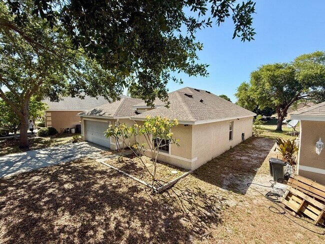 Building Photo - 9620 Cypress Harbor Dr
