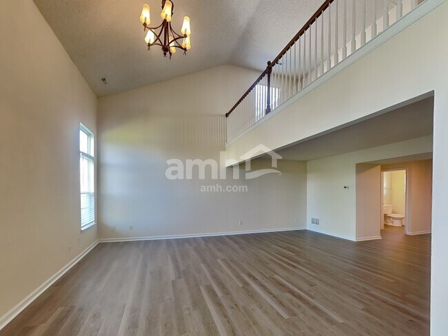 Building Photo - 854 Treyburn Green Dr