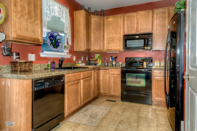 Foto del edificio - BEAUTIFUL 2 BED/2.5 BATH HOME IN CENTRAL L...