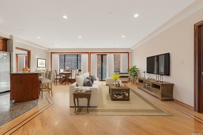 Building Photo - 99-31 66th Ave