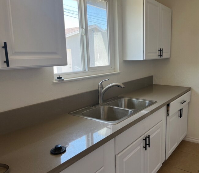 Foto del edificio - 1406 Redwood St