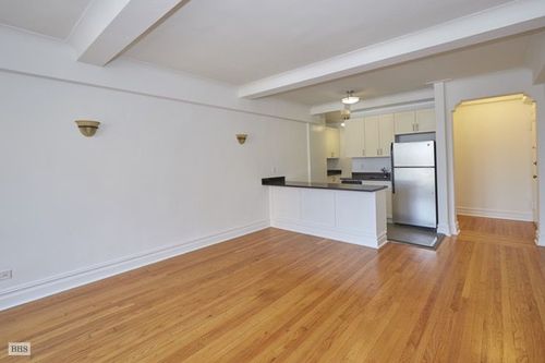 Building Photo - 430 W 34th St