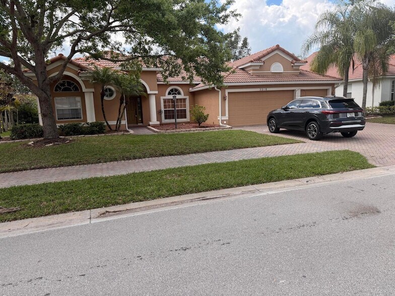 Photo - 2218 SW Panther Trace Unit