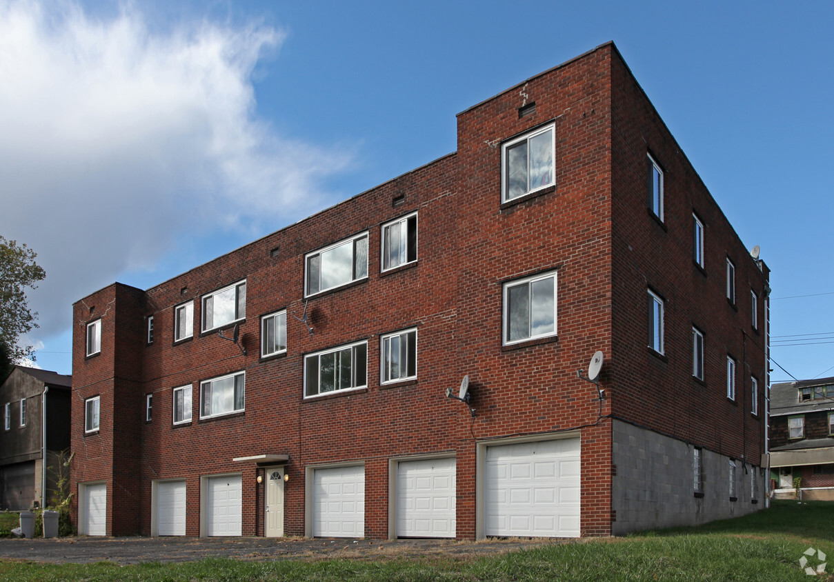 Building Photo - Barron Hall