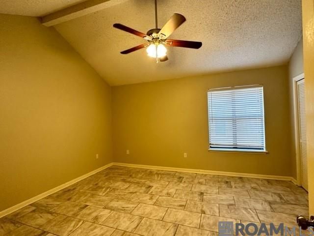 Foto del edificio - 5232 BUTTERCREEK LN, F6