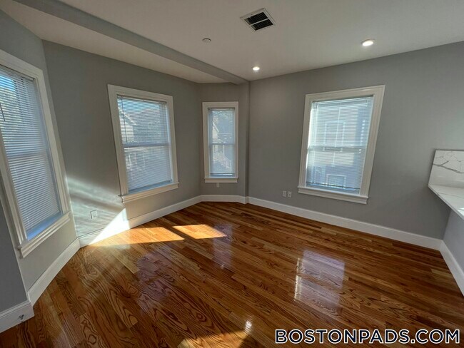 Foto del edificio - 29 Alpine St