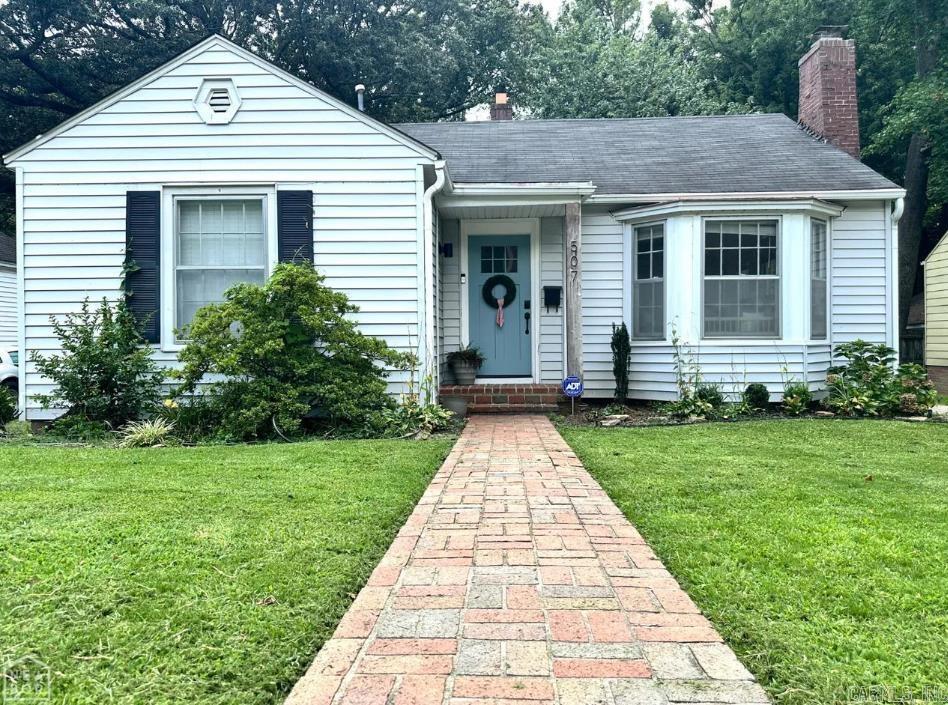 Foto principal - 507 W Elm Ave