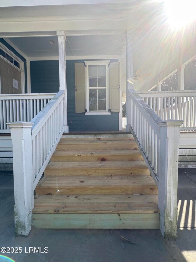 Building Photo - 2210 Waddell Rd