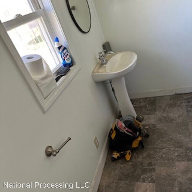 Foto del edificio - 3 br, 2 bath House - 2326 W. Virginia Ave