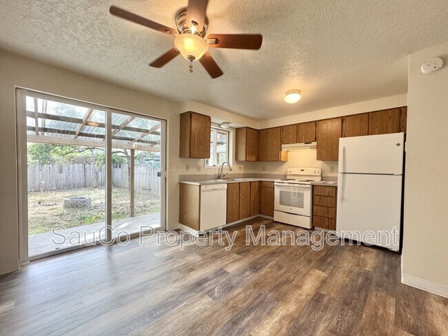 Foto del edificio - 2738 SE 62nd Ave