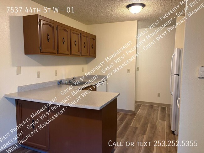 Building Photo - 7537 44th St W