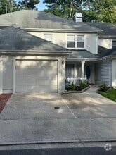 Building Photo - 303 Esplanade Pl