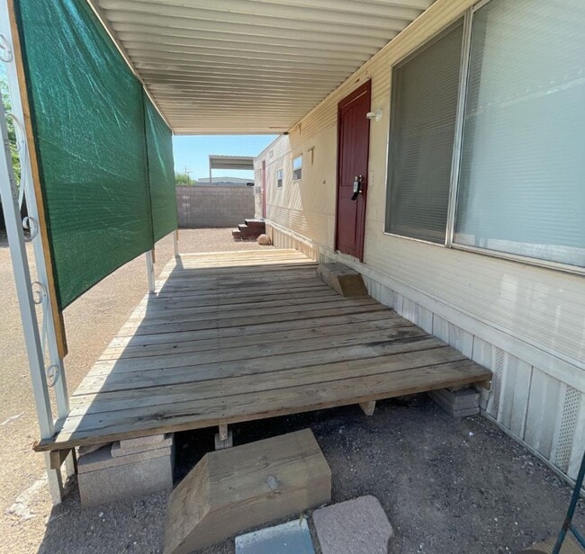 Building Photo - 2805 N Fairview Ave