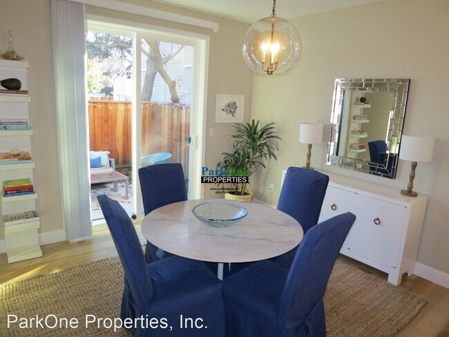Building Photo - 3 br, 2.5 bath House - 1579 Geary Road