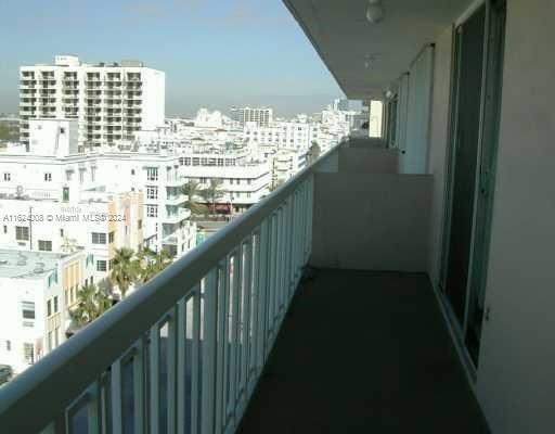 Building Photo - 401 Ocean Dr